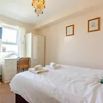 Holiday home 3 Bed In Oc-hh056