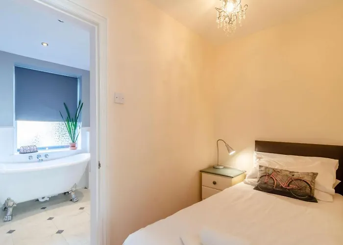 3 Bed In Oc-hh056 Harrogate